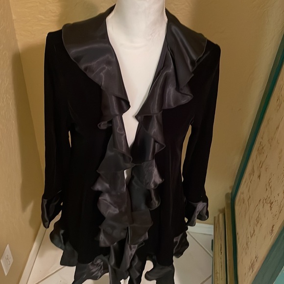 Helene Blake Velvet Jacket - Picture 15 of 16